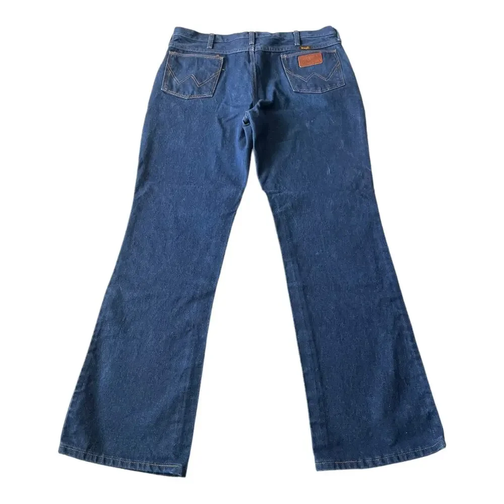 Wrangler Mens Jeans Size 38 Straight Leg Fit Dark Denim Blue Jeans Inseam 32